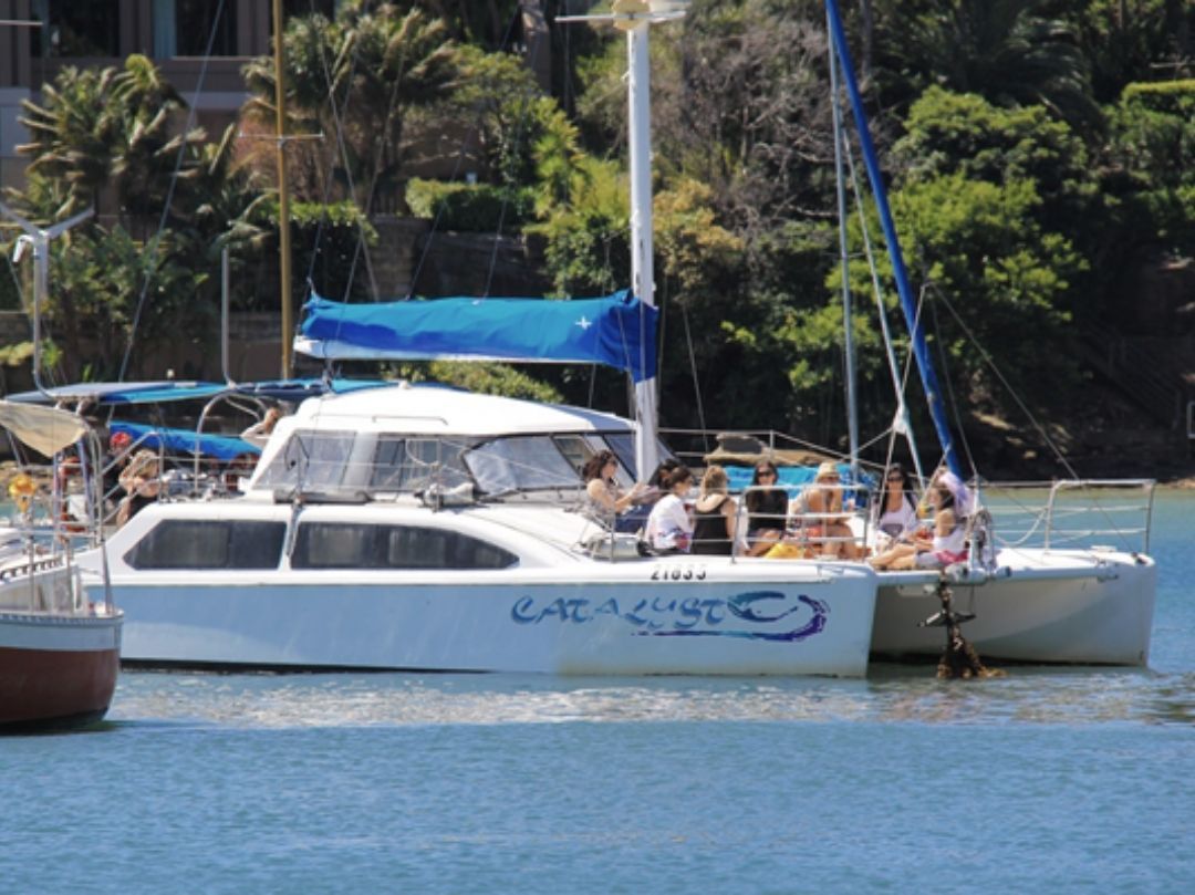 Catalyst Boat Hire - Cruising Sydney Harbour