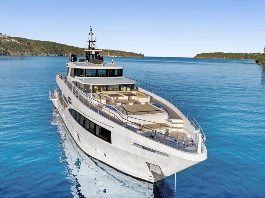 Legacy Yacht Hire Sydney - Exterior