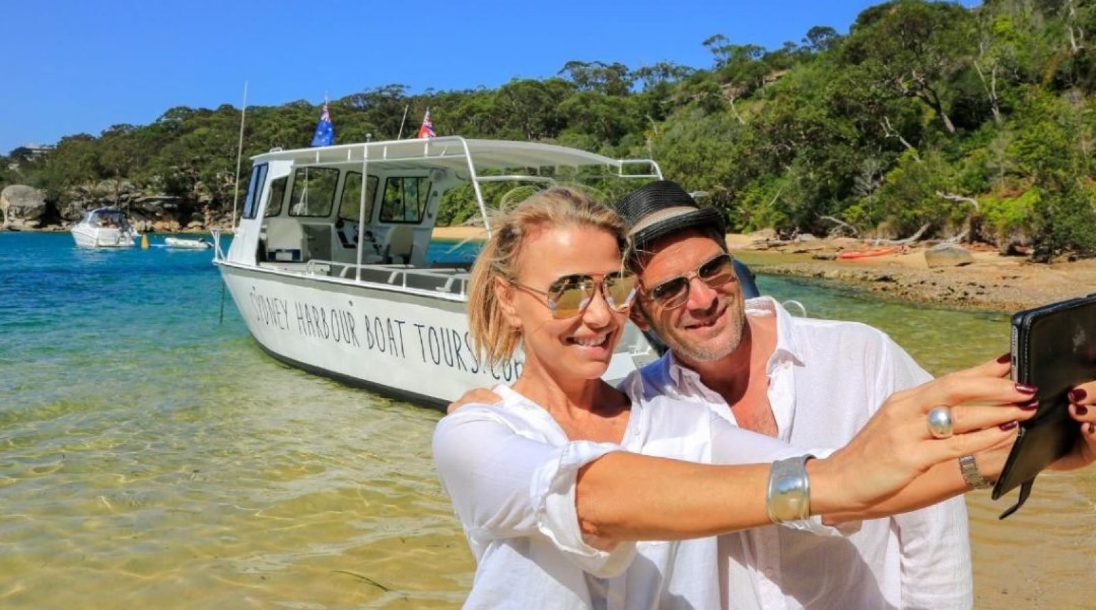 Sydney Harbour Boat Tours - beaches stop