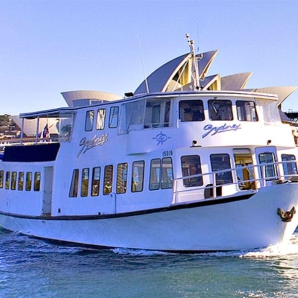 MV Sydney Boat Hire - Opera House