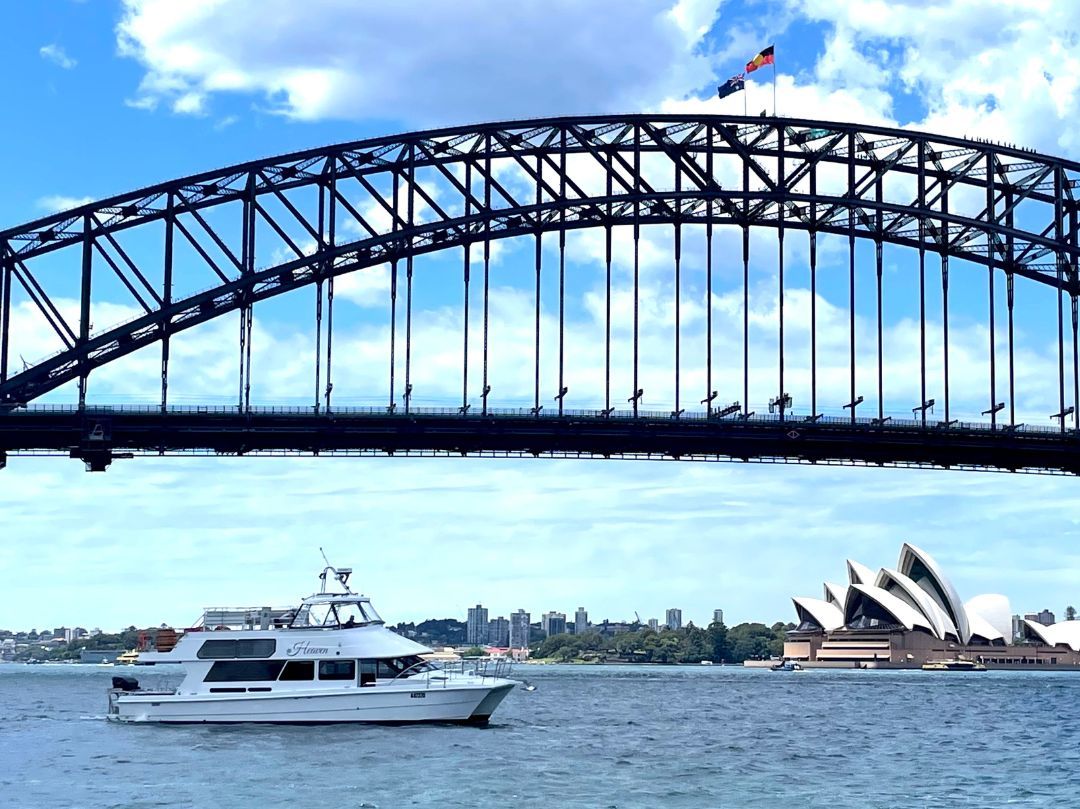 Heaven Boat Hire Sydney - Opera House