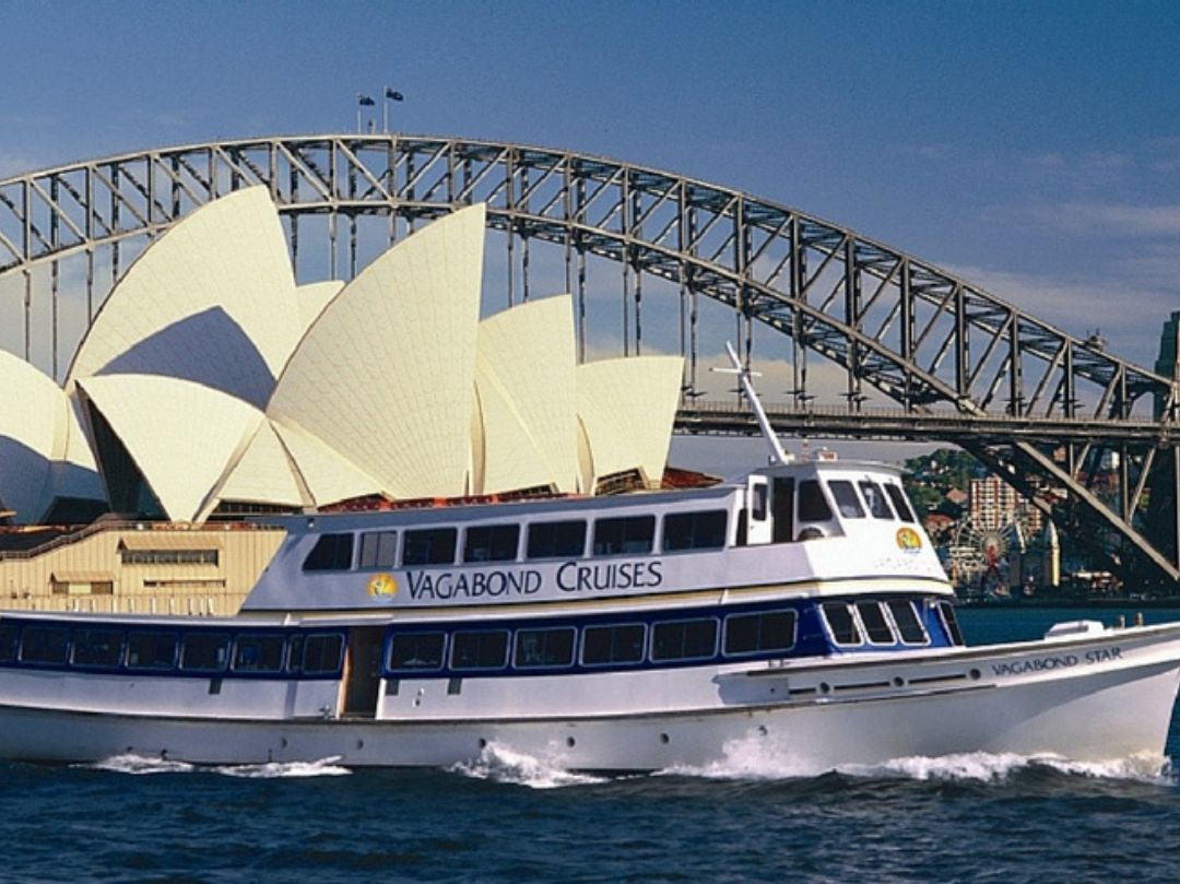 vagabond Star - group boat hire on Sydney Harbour