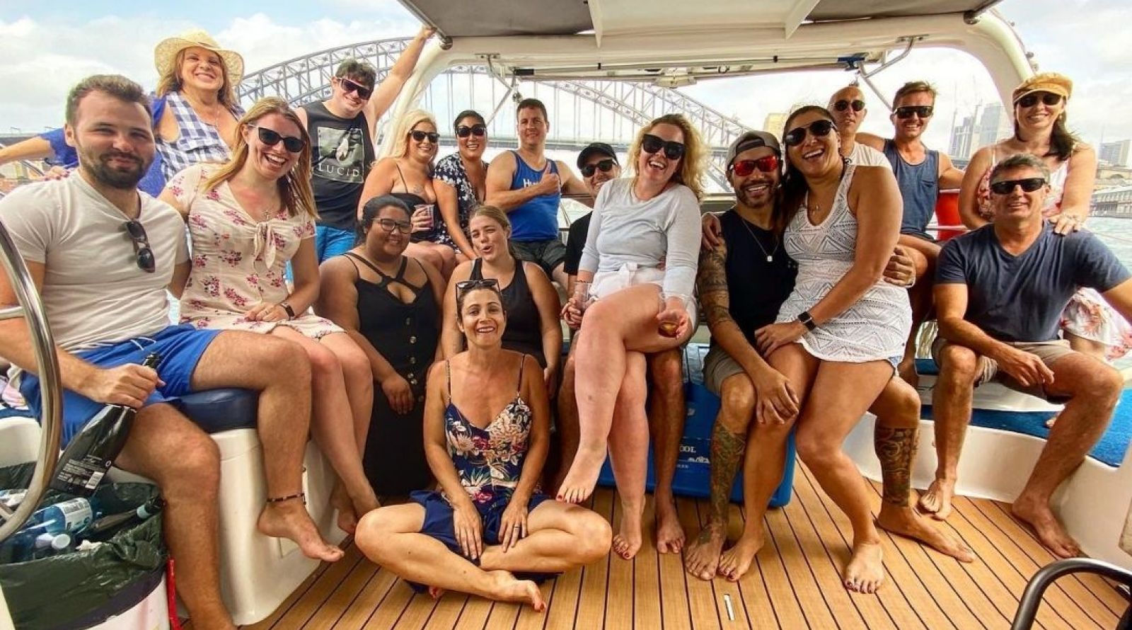 Alila Boat Hire - Group Picture