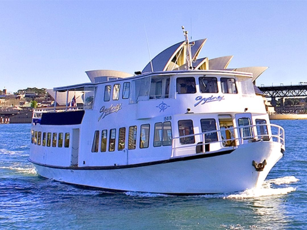MV Sydney Boat Hire - Opera House
