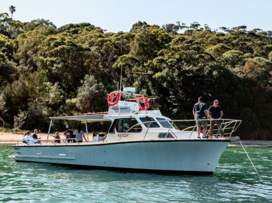Moxie Boat Hire Sydney - Secluded Bay