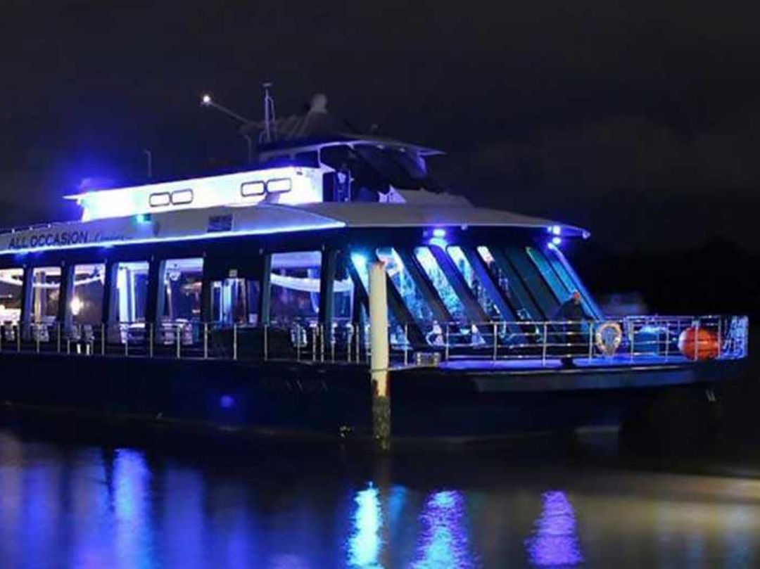 Bella Vista Boat Hire Sydney - Night Cruise