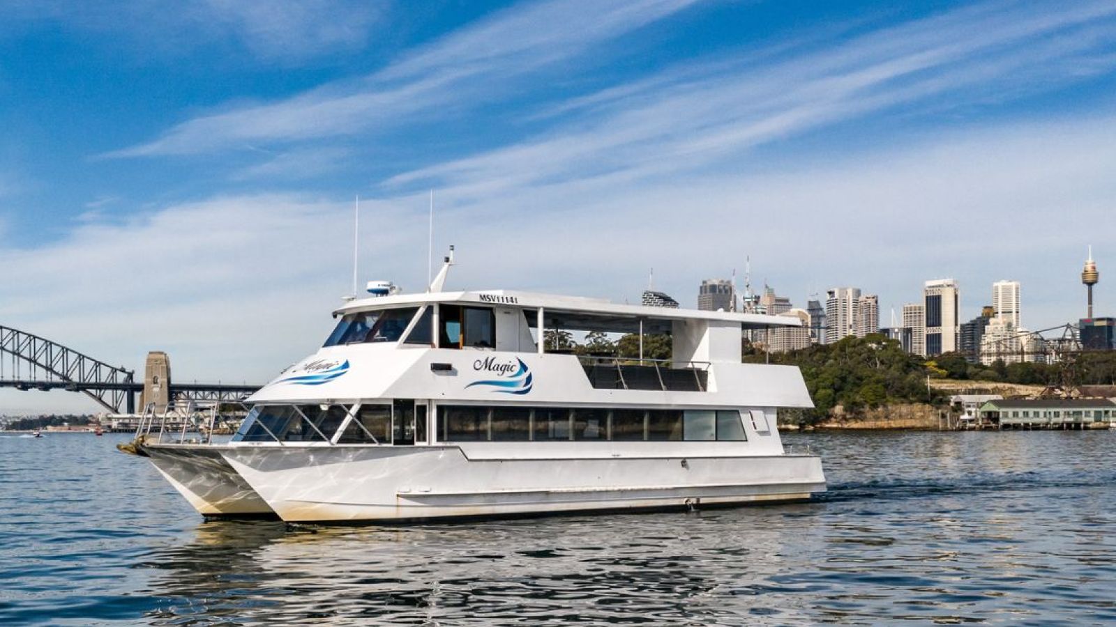 Magic Boat Hire Sydney - Harbour Cruise