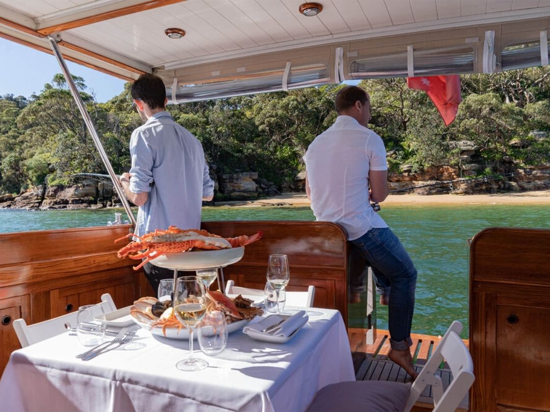 Suellen Boat Hire - Luxury Catering