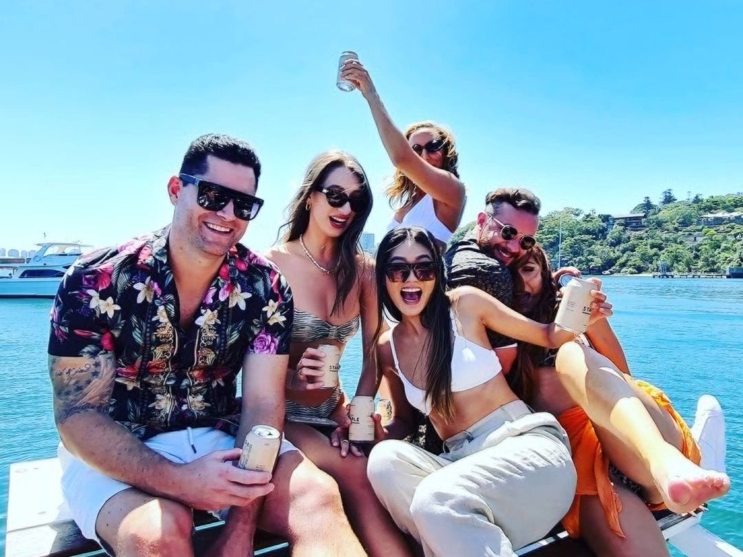 Private Boat Hire Sydney - Group Photo Mixed Crowd